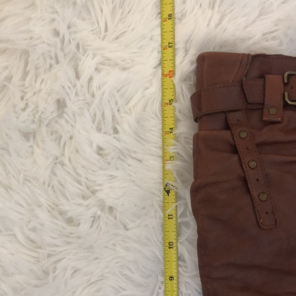 Women’s Guess Boots in size 7 - Picture 4 of 10